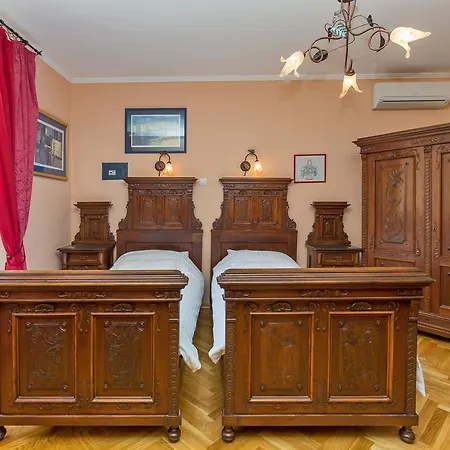 Irundo - Amoret * Ragusa