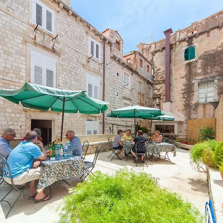 Irundo - Amoret Dubrovnik
