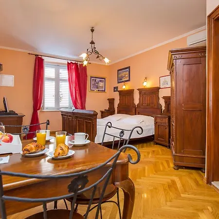 Irundo - Amoret Apartmán *